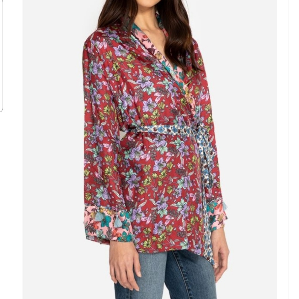 Johnny was PENNY MIXED KIMONO😍😍 - Picture 5 of 9